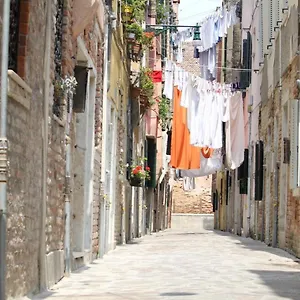  Guest house Veneziacentopercento Italy